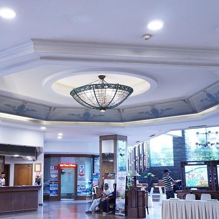 Kedaton Hotel Бандунг Экстерьер фото