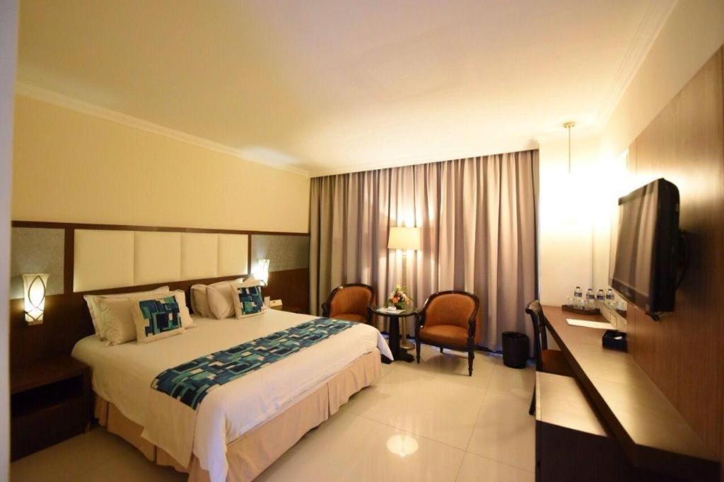 Kedaton Hotel Бандунг Экстерьер фото
