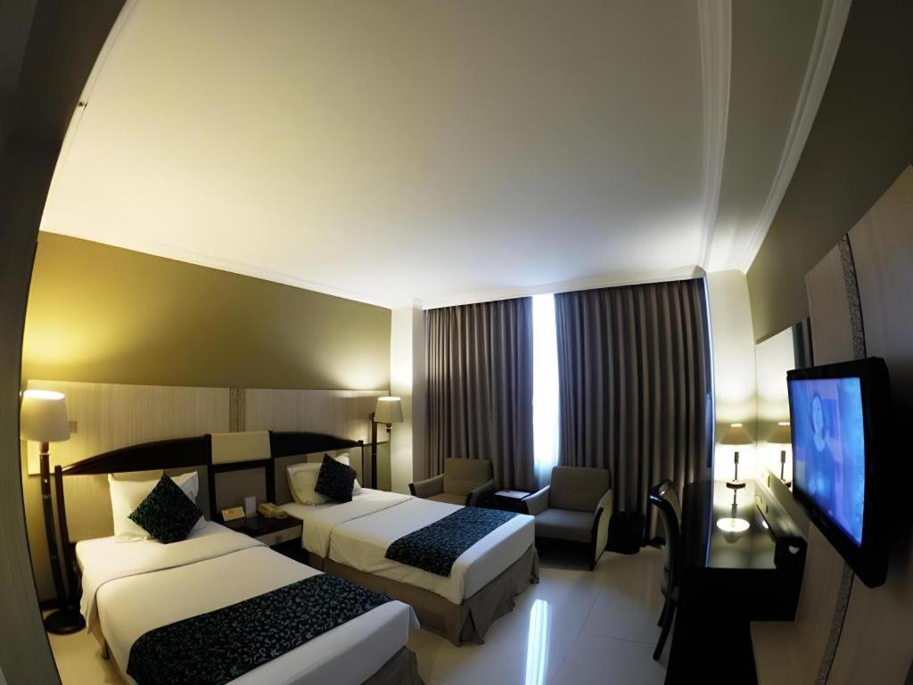 Kedaton Hotel Бандунг Экстерьер фото
